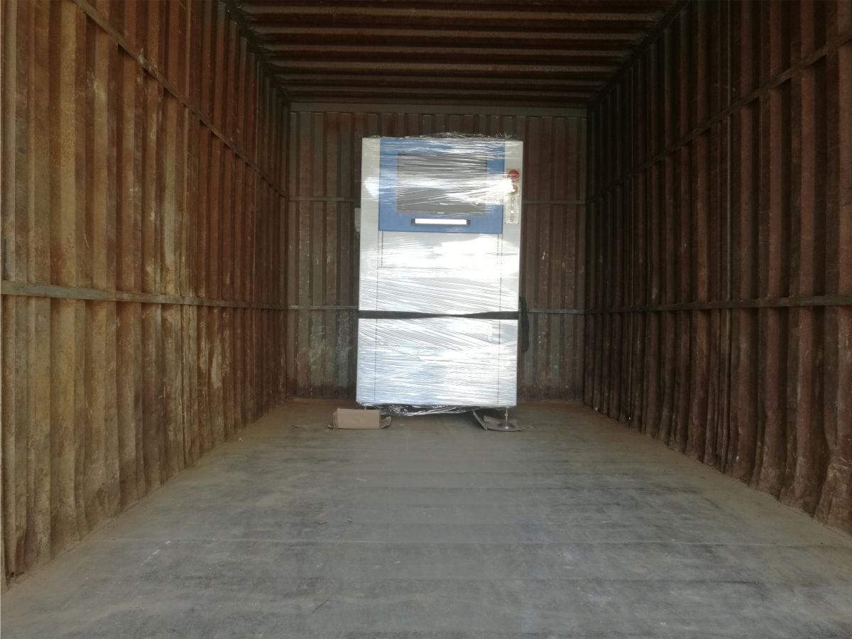 客戶見證我們的AOI設備(圖3)